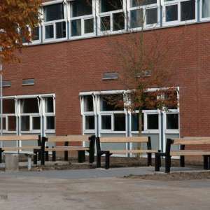 Projecten | Inrichting schoolplein met Falco banken | image #1 | 